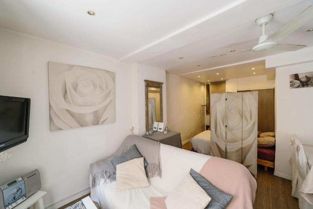 Studio Tt Equipe Parking Coeur Ville Sanary-sur-Mer Ngoại thất bức ảnh
