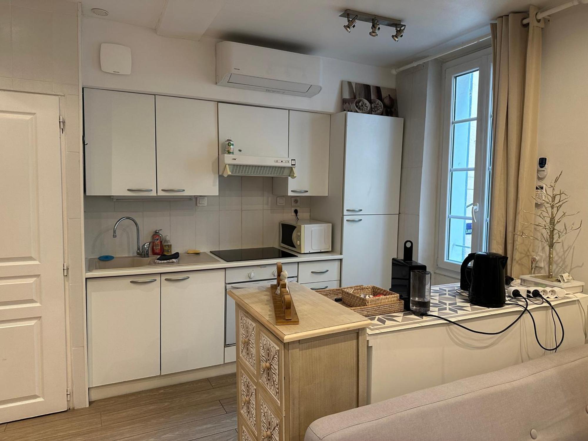 Studio Tt Equipe Parking Coeur Ville Sanary-sur-Mer Ngoại thất bức ảnh